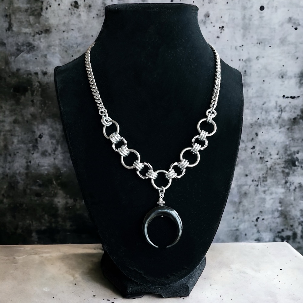 stainless steel necklace cuban chain black buffalo horn crescent moon charm - Picture 2 of 10